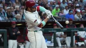 eugenio suarez.jpeg
