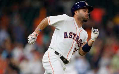 JoseAltuve-April2017.jpg