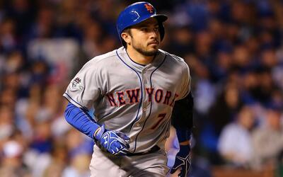 Travisd'Arnaud-April2017.jpg