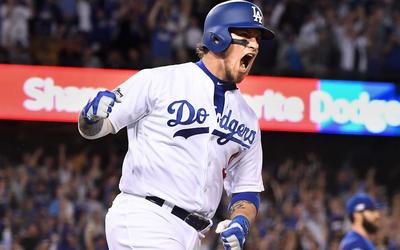 YasmaniGrandal-April2017.jpg